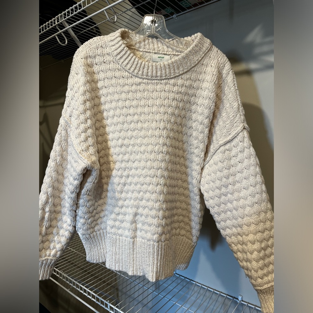 Aerie chunky knit sweater - size L